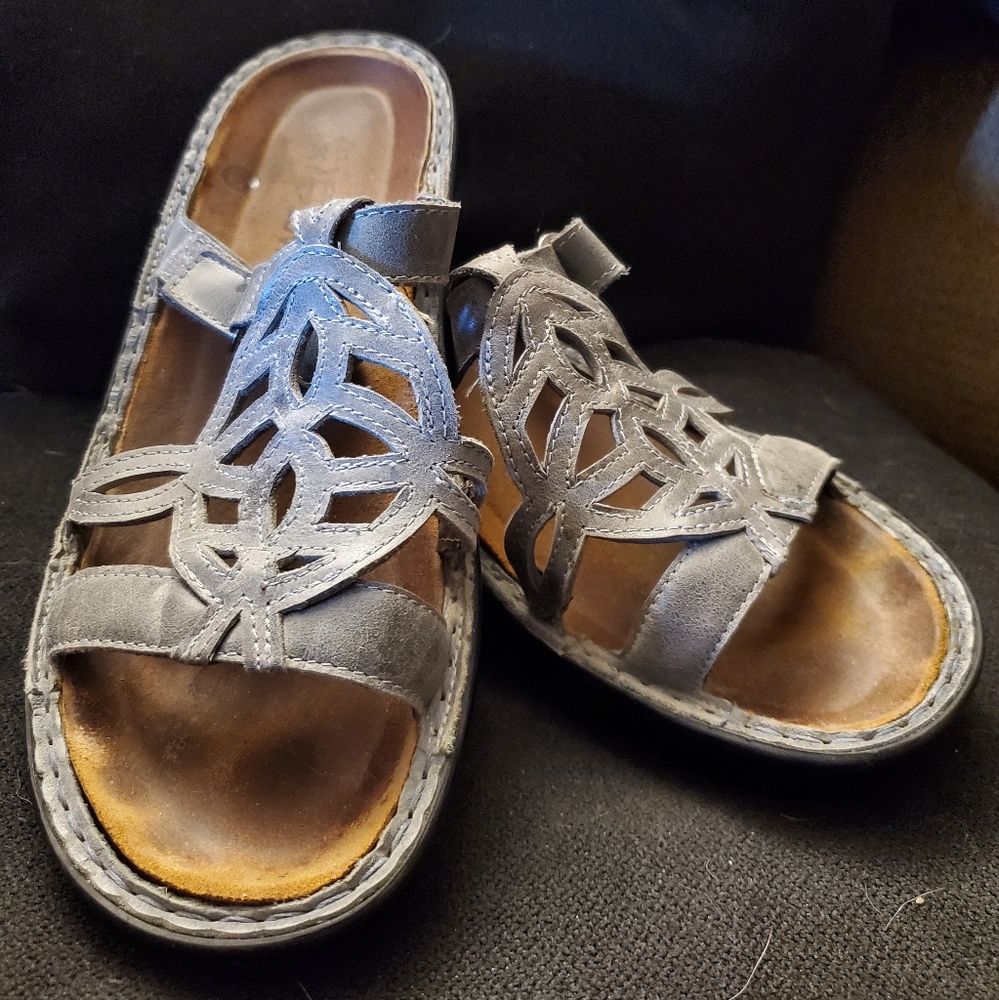 Grey NAOT Celtic design platform sandals size 38 in excellent condition!
